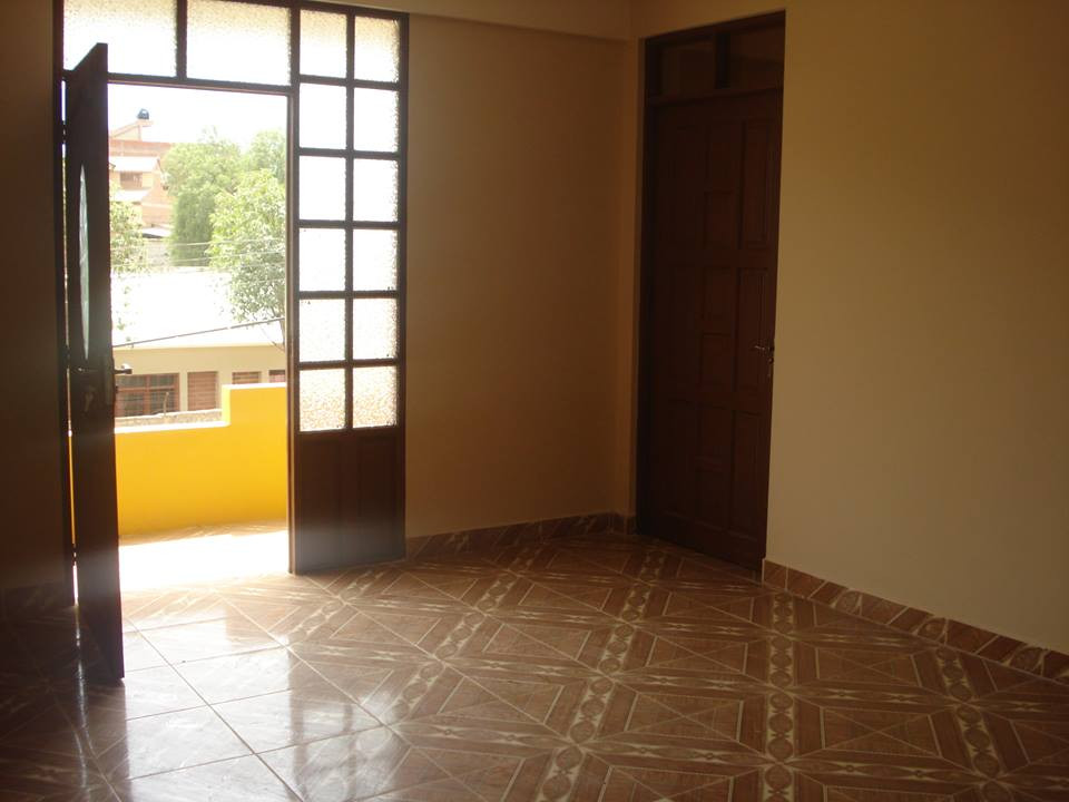 Casa en Jayhuayco en Cochabamba 6 dormitorios 3 baños 3 parqueos Foto 8