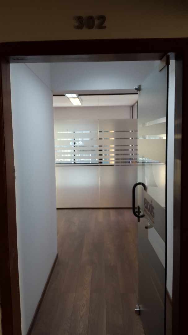 Oficina en San Jorge en La Paz 4 dormitorios 2 baños  Foto 4