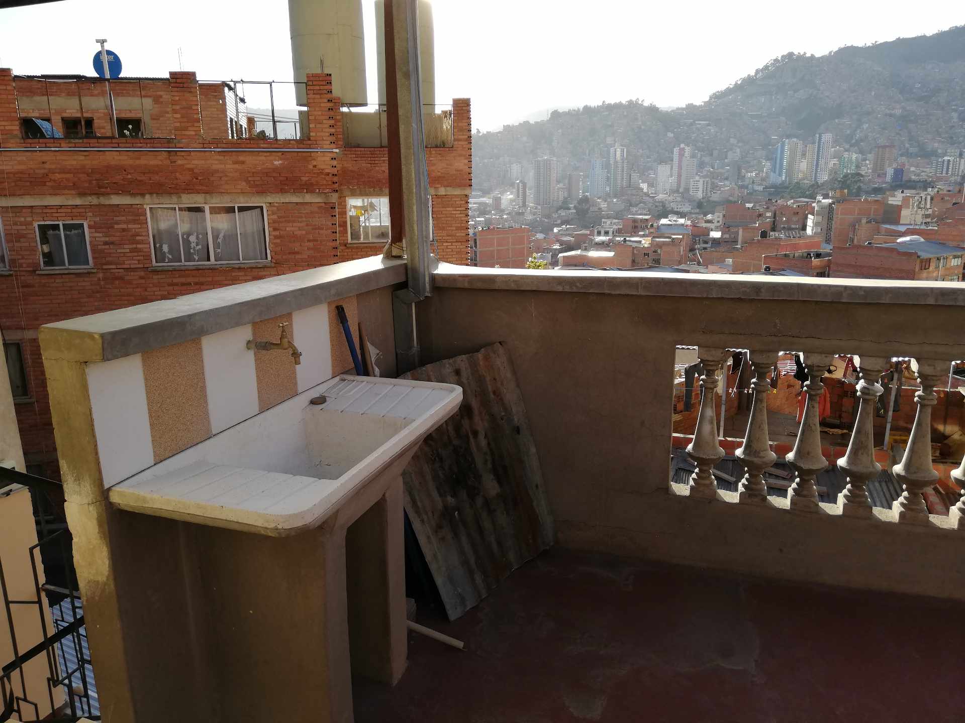 Departamento en Villa San Antonio en La Paz 2 dormitorios 1 baños  Foto 3