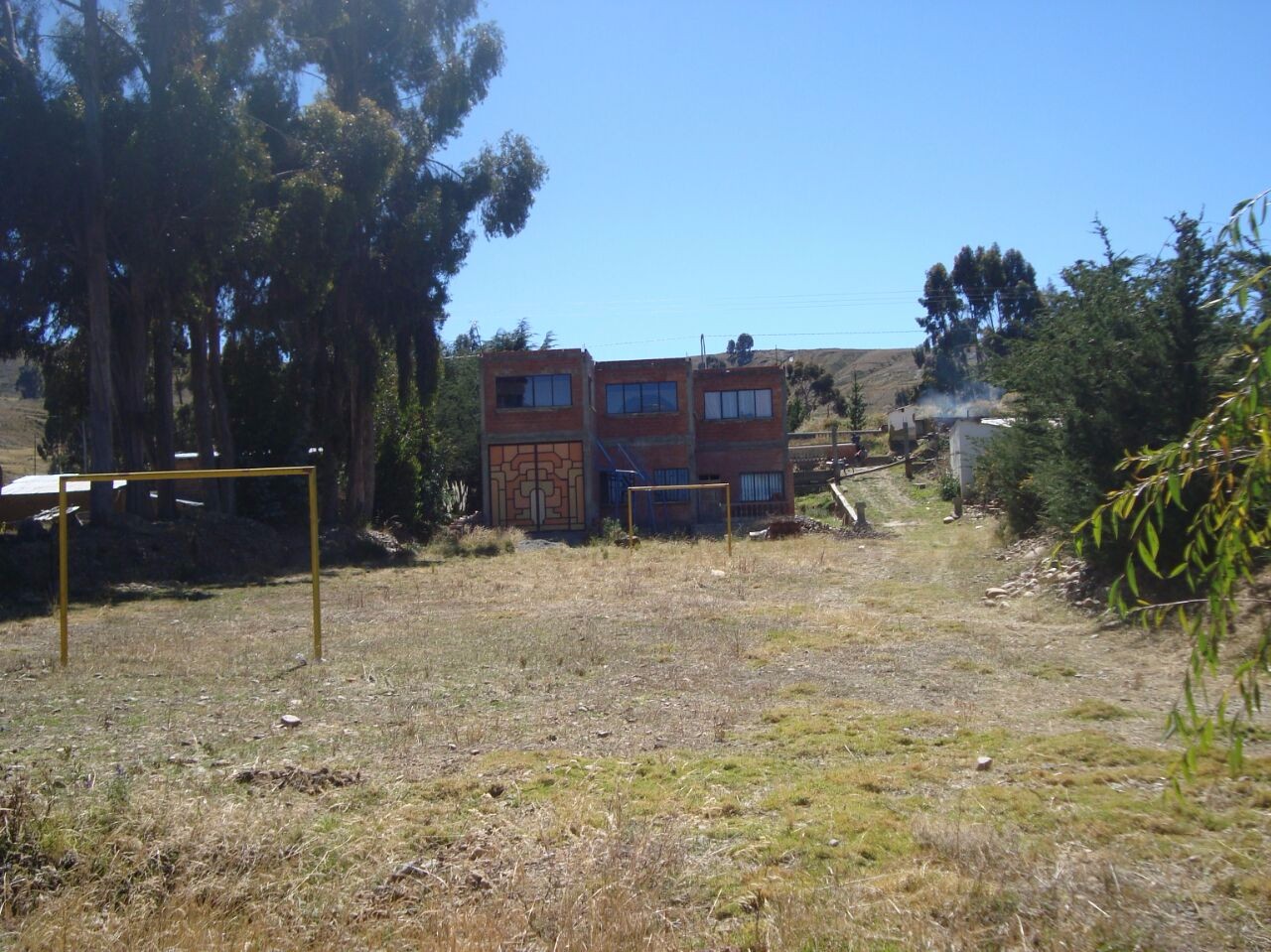 Casa en Los Andes en El Alto 3 dormitorios 2 baños 6 parqueos Foto 6