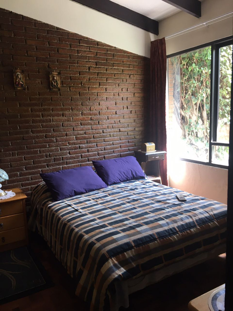 Casa en Queru Queru en Cochabamba 4 dormitorios 3 baños 3 parqueos Foto 5