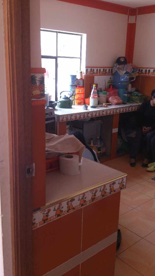 Casa en Oruro en Oruro 4 dormitorios 1 baños 3 parqueos Foto 4