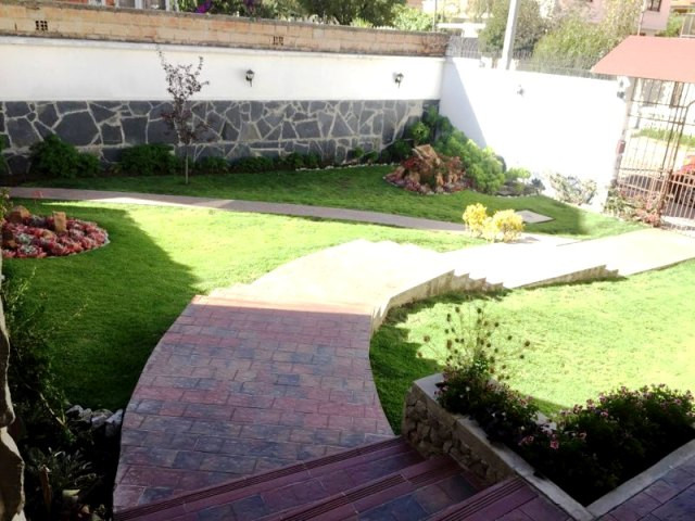 Casa en Irpavi en La Paz 3 dormitorios 4 baños 2 parqueos Foto 21