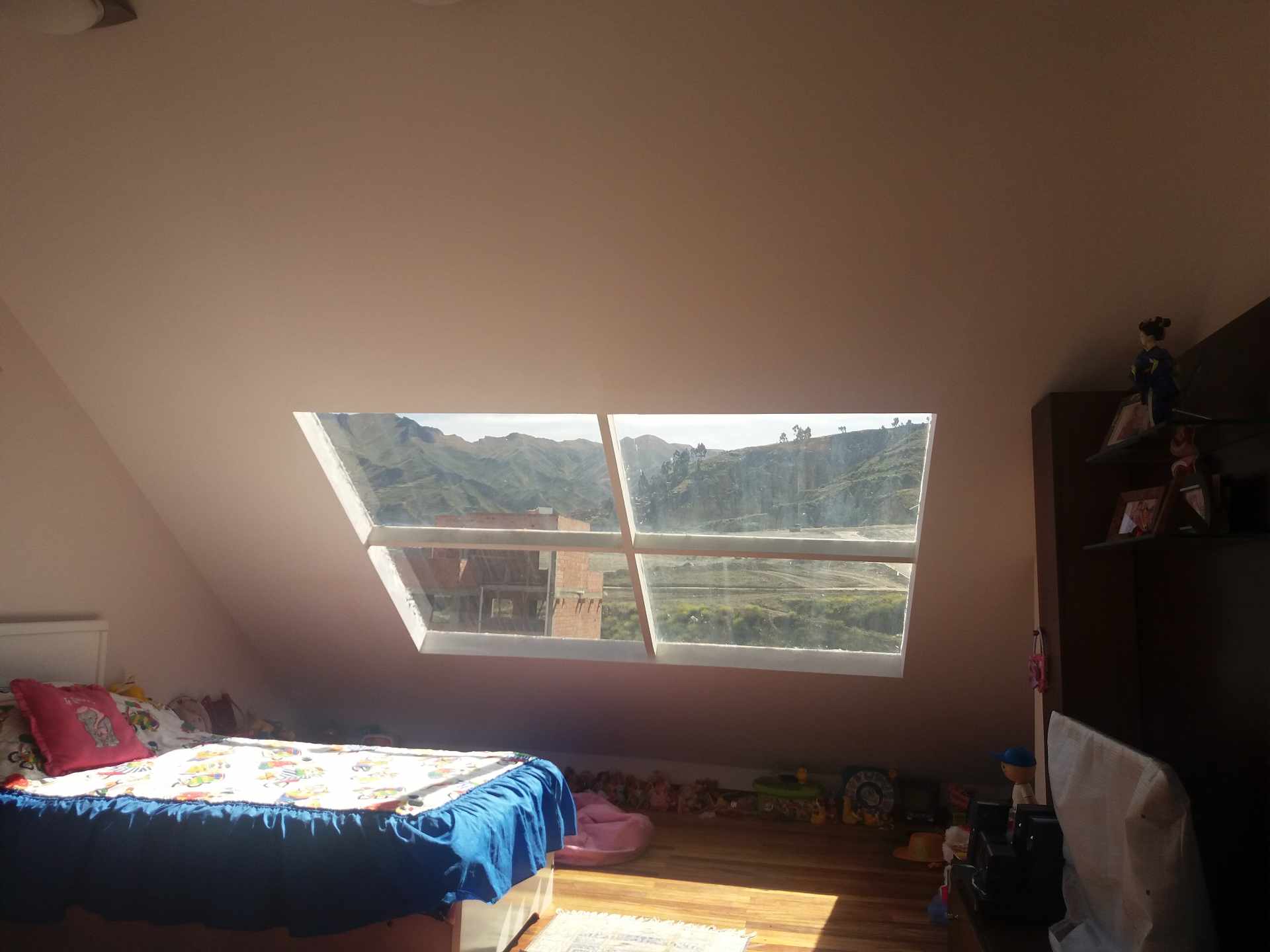 Casa en Achumani en La Paz 3 dormitorios 5 baños 2 parqueos Foto 5