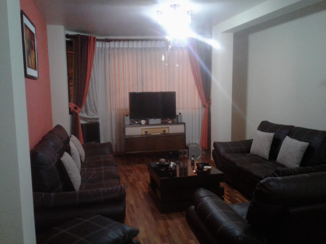 Departamento en VentaCalle Alcoreza, a media cuadra Plaza Alarcón, Zona Alto San Pedro Foto 2