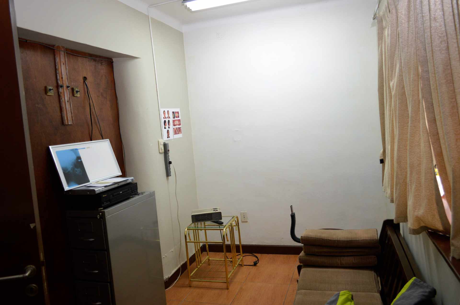 Oficina en San Jorge en La Paz 4 dormitorios 1 baños  Foto 2