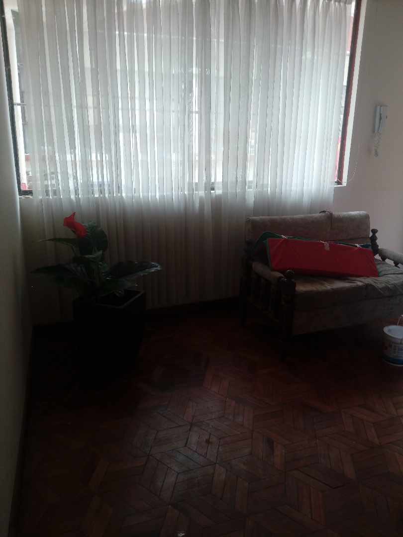 Departamento en Sopocachi en La Paz 6 dormitorios 3 baños  Foto 4