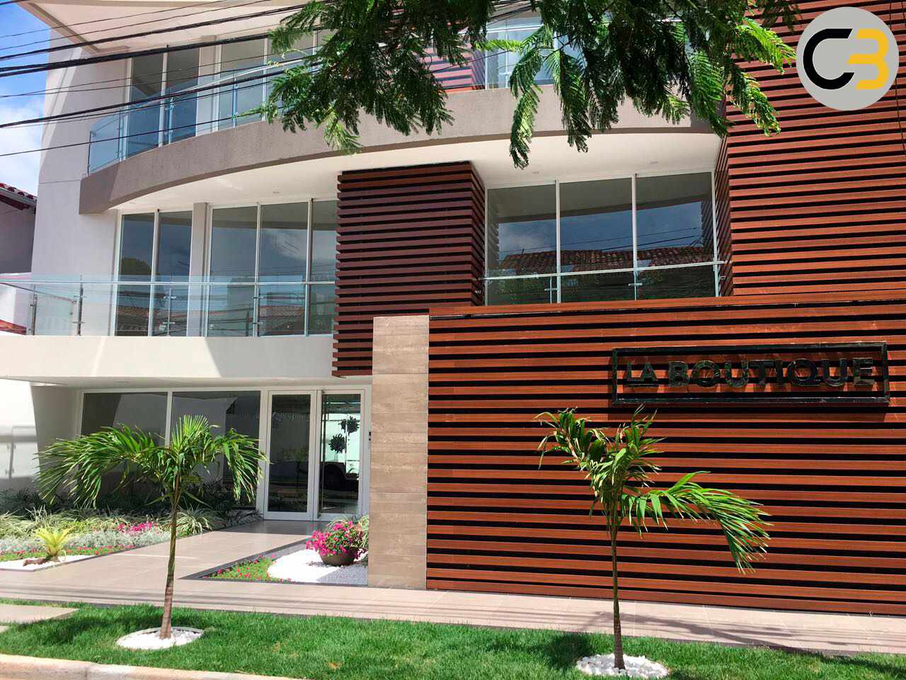 En Alquiler a $us 750 Foto 6