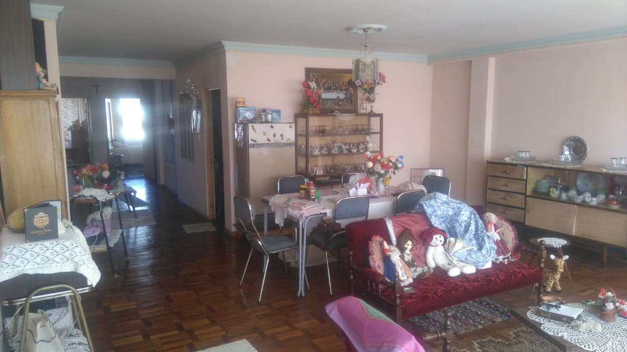 Departamento en Oruro en Oruro 4 dormitorios 2 baños  Foto 11