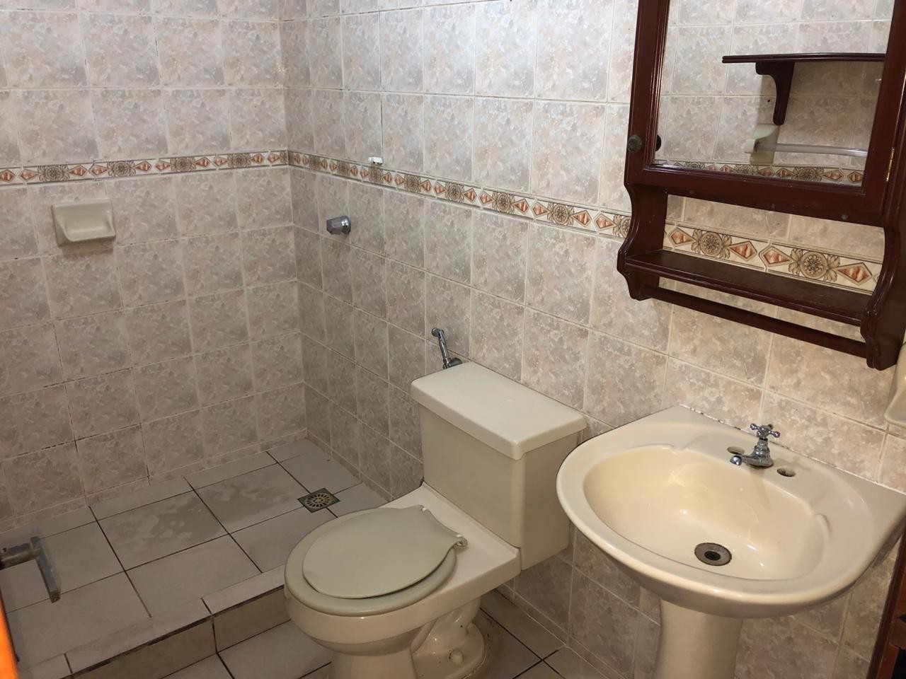 Departamento en Centro en Santa Cruz de la Sierra 1 dormitorios 1 baños  Foto 10