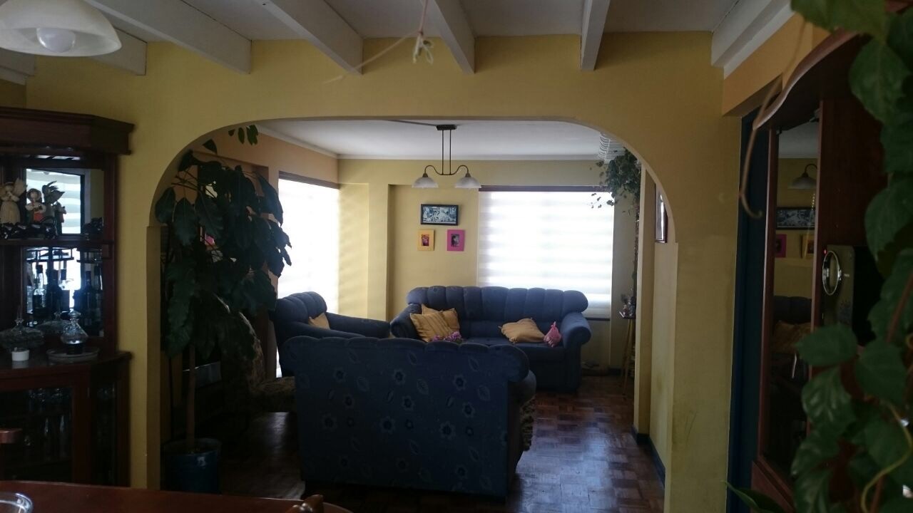 Departamento en Los Pinos en La Paz 3 dormitorios 3 baños  Foto 13