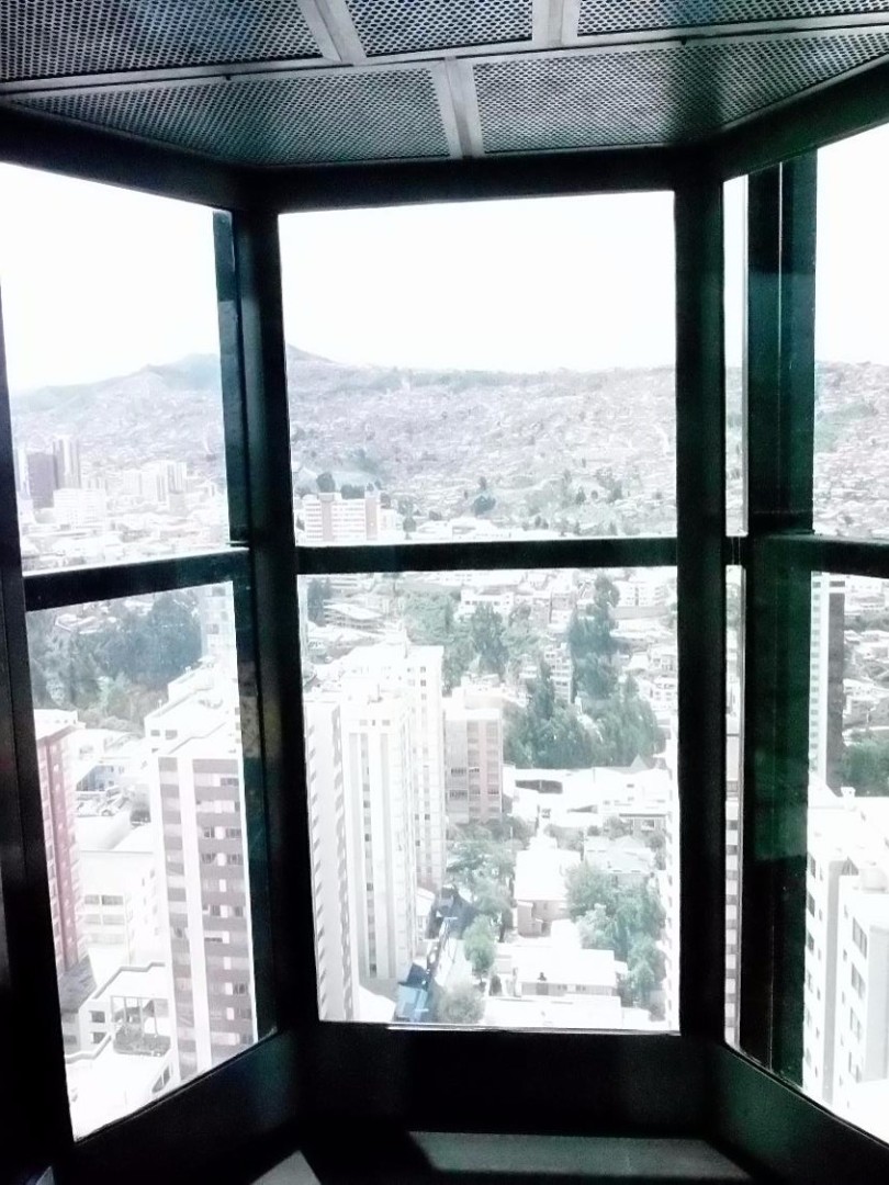 Oficina Edificio Torre Azul, Av. 20 de octubre y Campos No. 2665 Foto 15