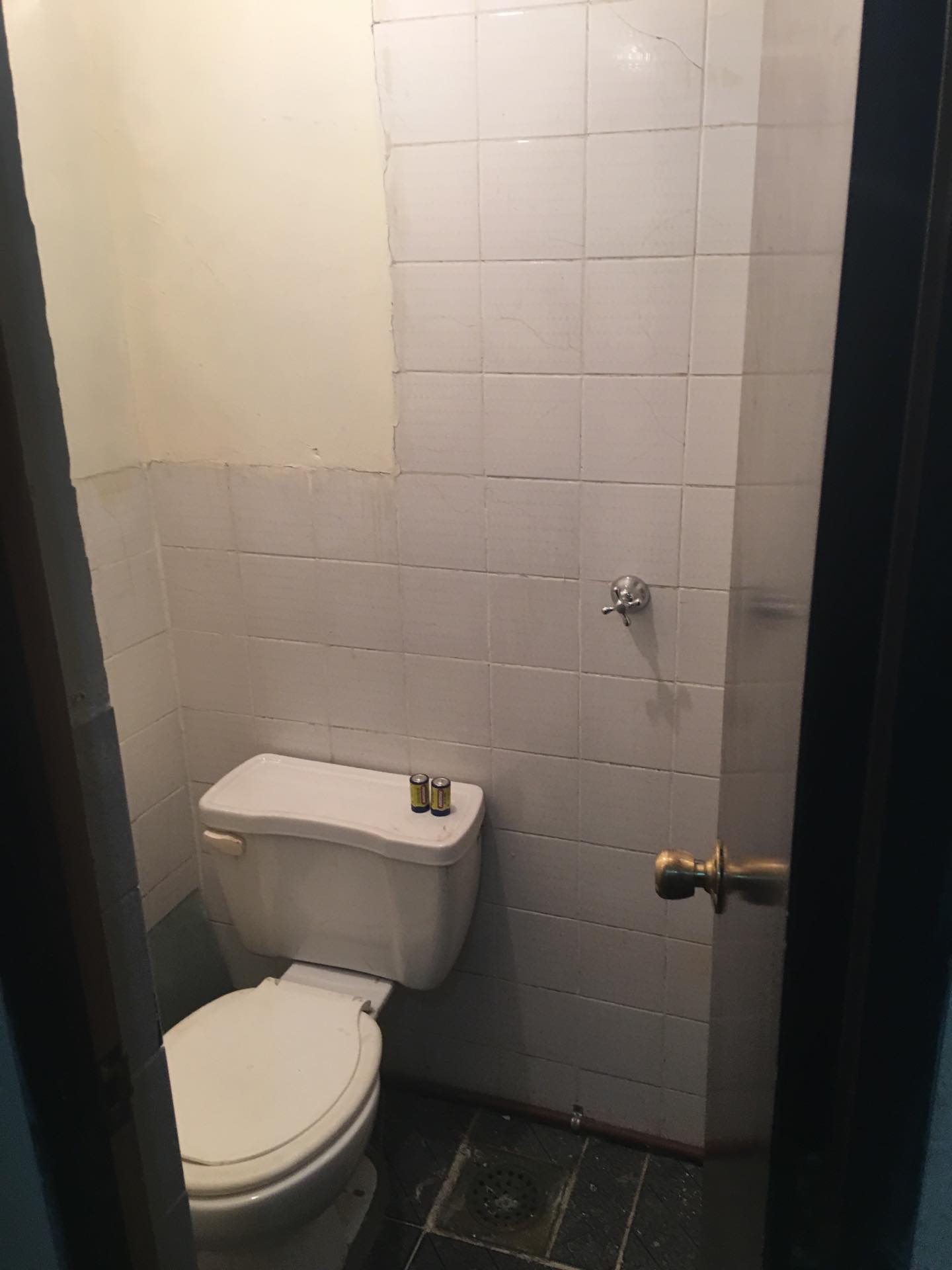 Departamento en AlquilerAv. Héctor hormachea número  4770  3 dormitorios 2 baños  Foto 2