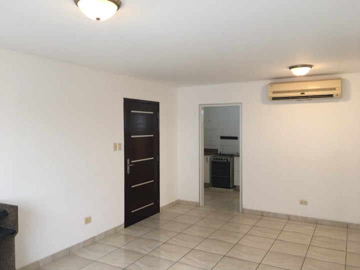 Departamento Condominio LAS PALMAS 4to anillo Piraí

 Foto 3