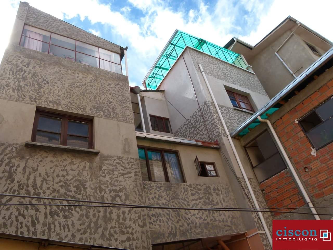 Casa en Miraflores en La Paz 5 dormitorios 4 baños  Foto 9