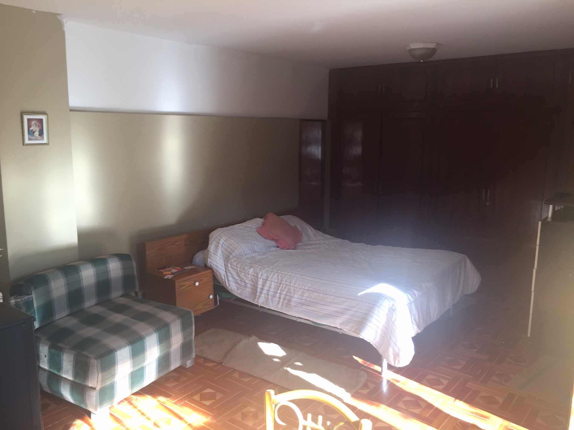 Casa en VentaUrbanización Terra María, Calle A, N° 53 (calle 39 de Achumani) 2 dormitorios 2 baños 2 parqueos Foto 2