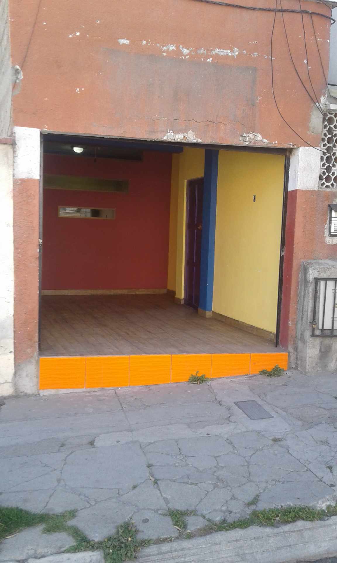 Local comercial en Miraflores en La Paz 1 dormitorios 1 baños  Foto 1