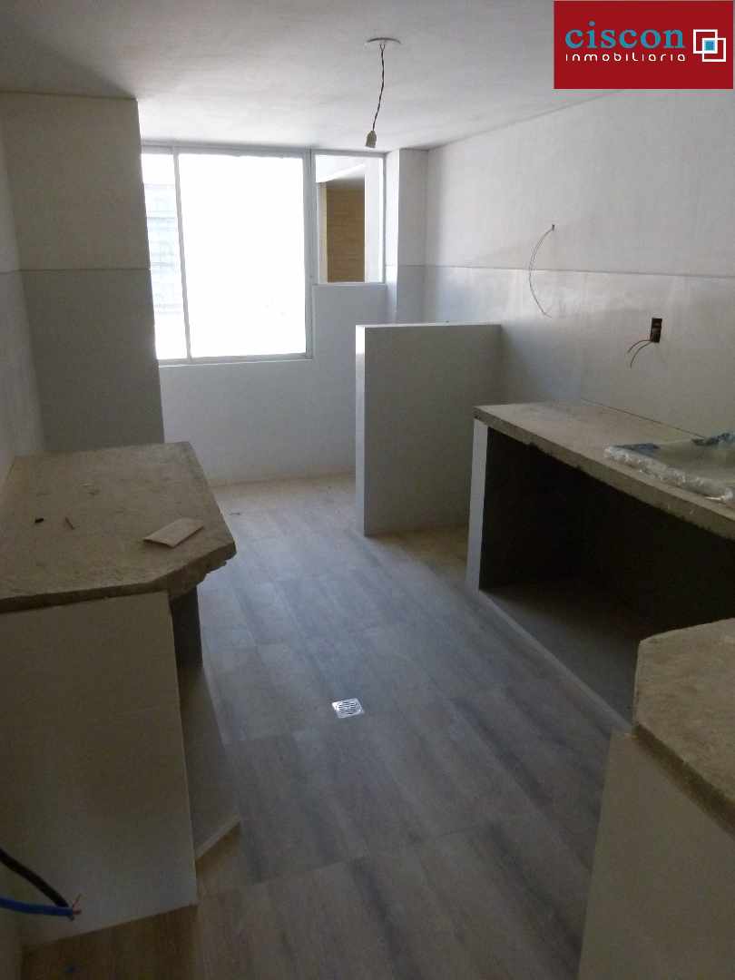 Departamento en VentaLomas de Achumani 4 dormitorios 3 baños 1 parqueos Foto 12