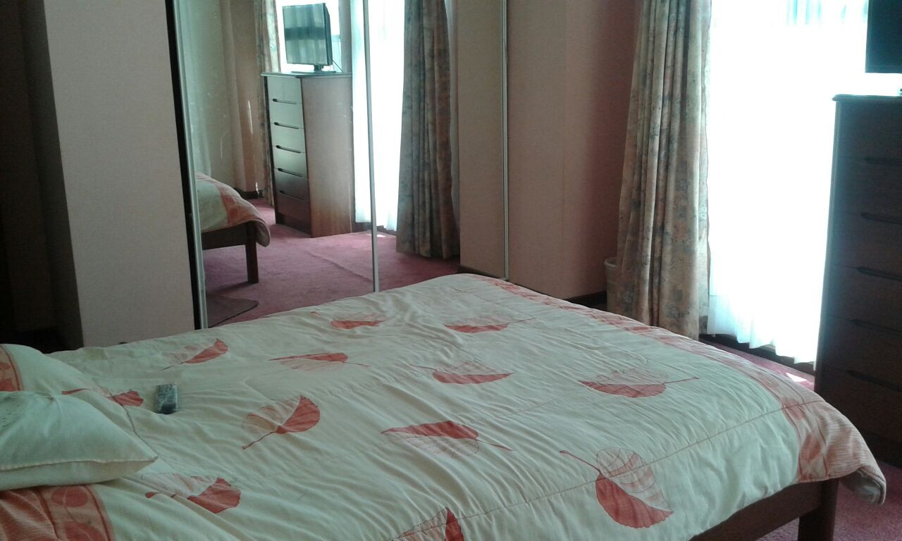 Departamento en AlquilerEd. Davinci. Sanchez Lima entre F. Guachalla y R. Gutierrez 2 dormitorios 2 baños  Foto 3