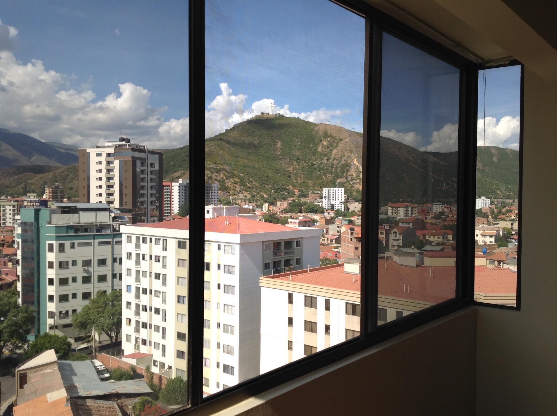 Departamento en Muyurina en Cochabamba 3 dormitorios 4 baños 1 parqueos Foto 19