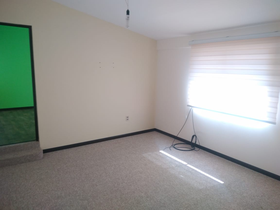 Casa en Achumani en La Paz 3 dormitorios 4 baños 3 parqueos Foto 11