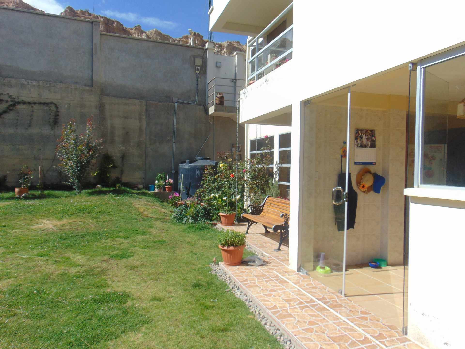 Casa en Mallasilla en La Paz 4 dormitorios 4 baños 2 parqueos Foto 20