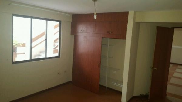 Departamento en Sucre en Sucre 3 dormitorios 2 baños 1 parqueos Foto 9