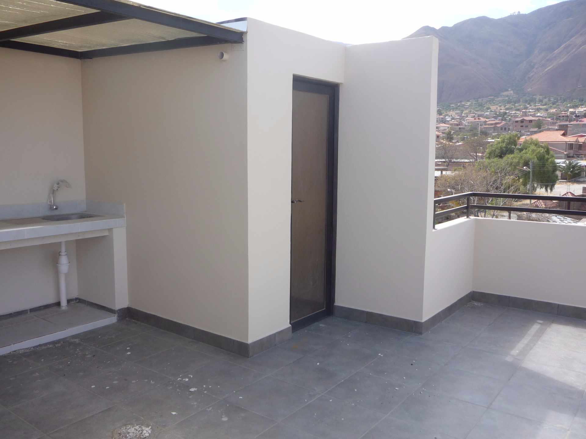 Casa en Tiquipaya en Cochabamba 3 dormitorios 3 baños 1 parqueos Foto 7