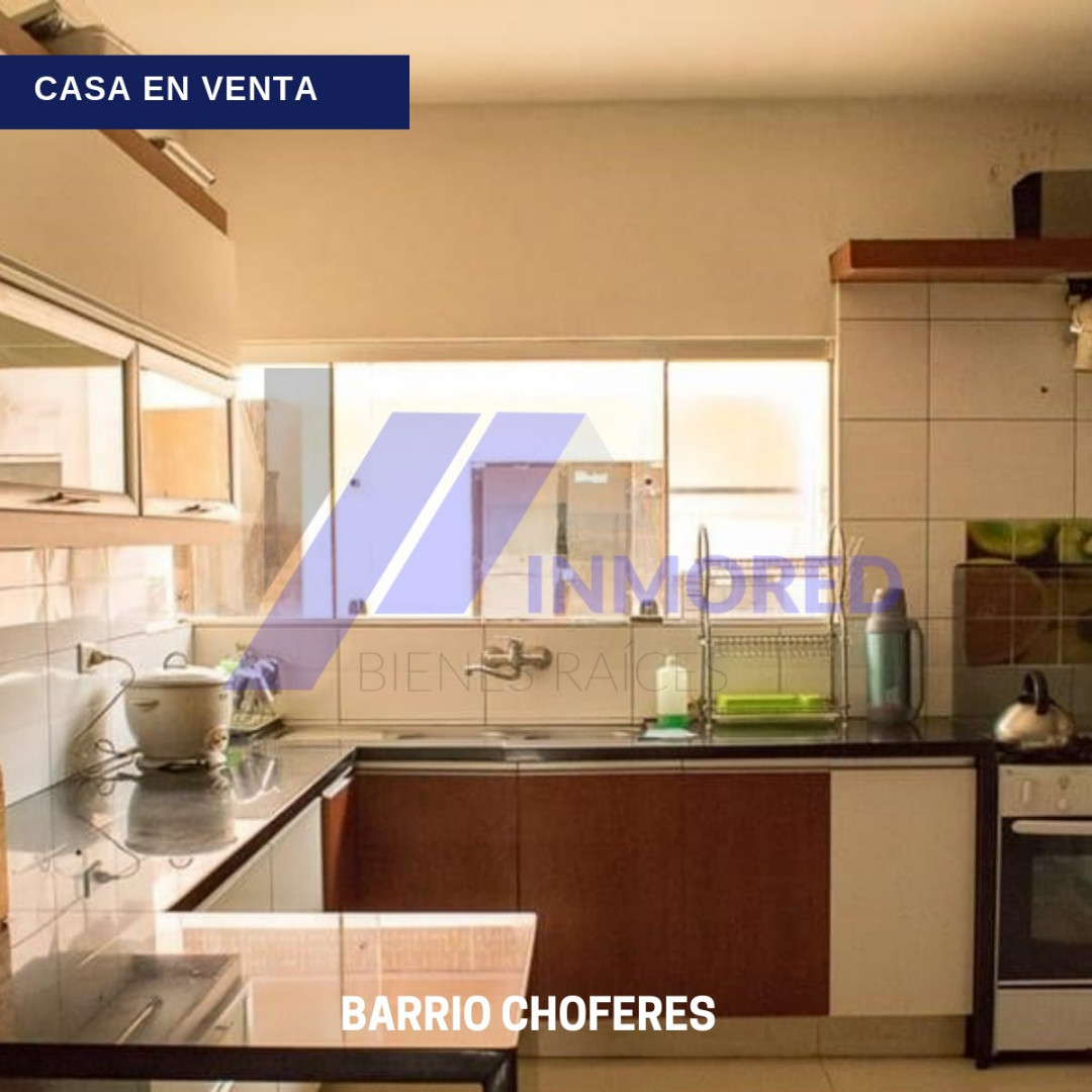 Casa en VentaBarrio Chóferes, zona sur Parque Urbano 4 dormitorios 5 baños 3 parqueos Foto 2