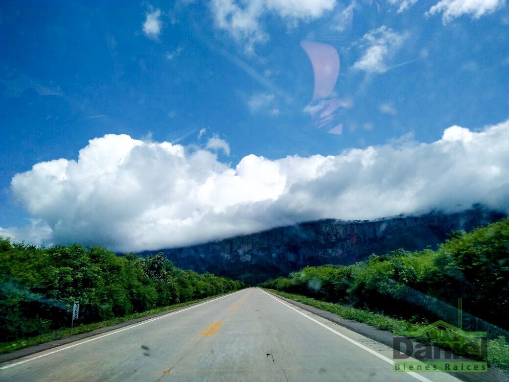 Terreno en Carretera Cotoca en Santa Cruz de la Sierra    Foto 6