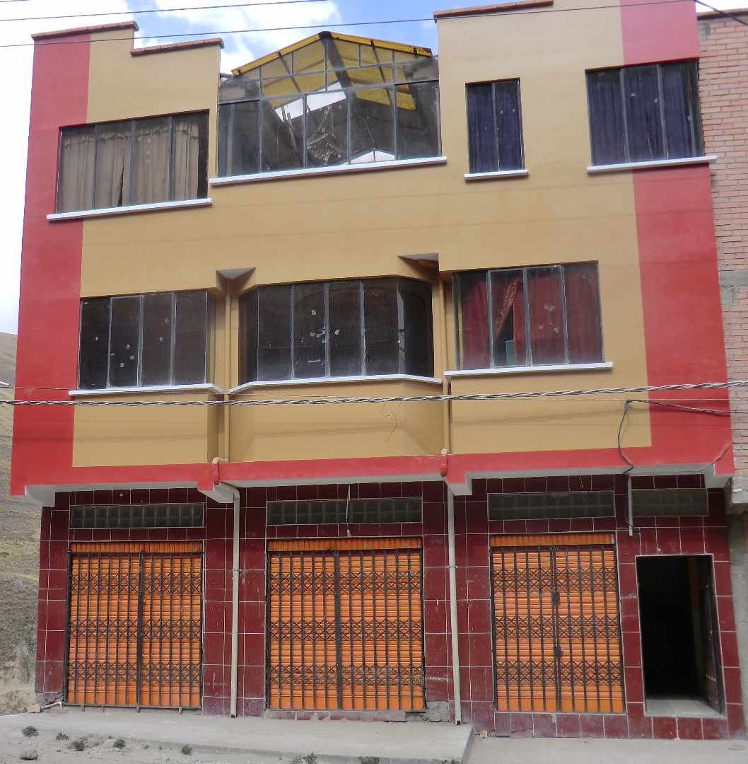 Casa en Villa Fatima en La Paz 24 dormitorios 10 baños  Foto 3