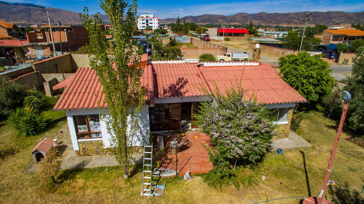 Casa en Sacaba en Cochabamba 3 dormitorios 2 baños  Foto 3