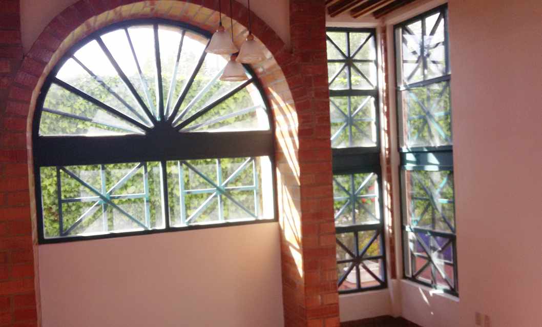 Casa en Achumani en La Paz 3 dormitorios 5 baños 2 parqueos Foto 5