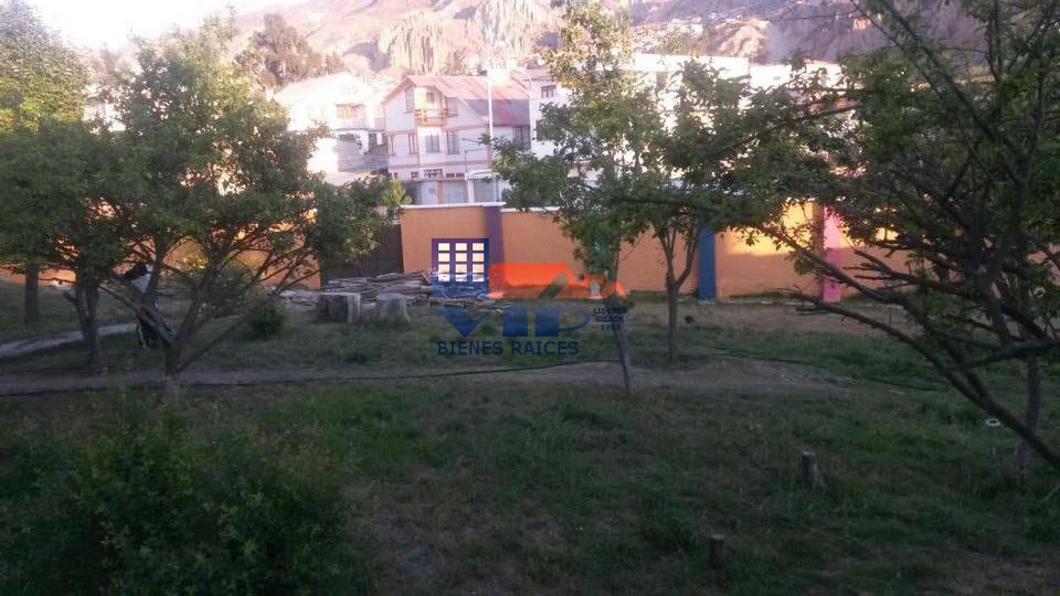 Terreno en Cota Cota en La Paz    Foto 5