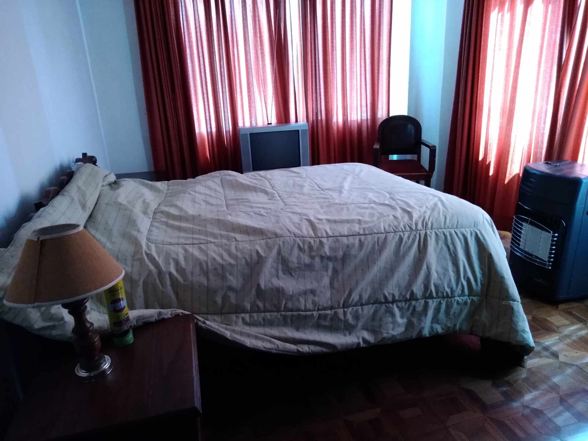 Departamento en Sopocachi en La Paz 3 dormitorios 3 baños 1 parqueos Foto 5