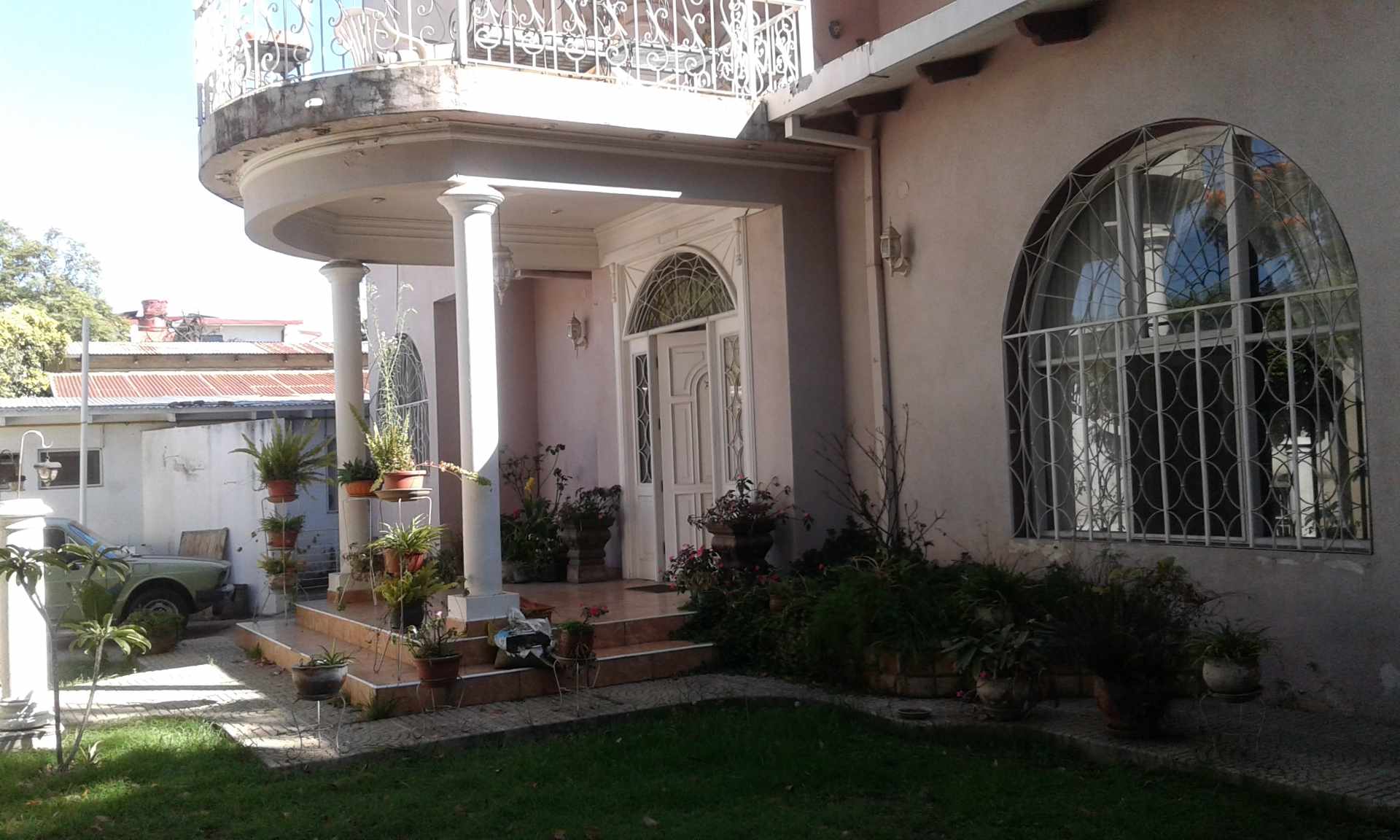 Departamento en Mayorazgo en Cochabamba 9 dormitorios 7 baños 3 parqueos Foto 1
