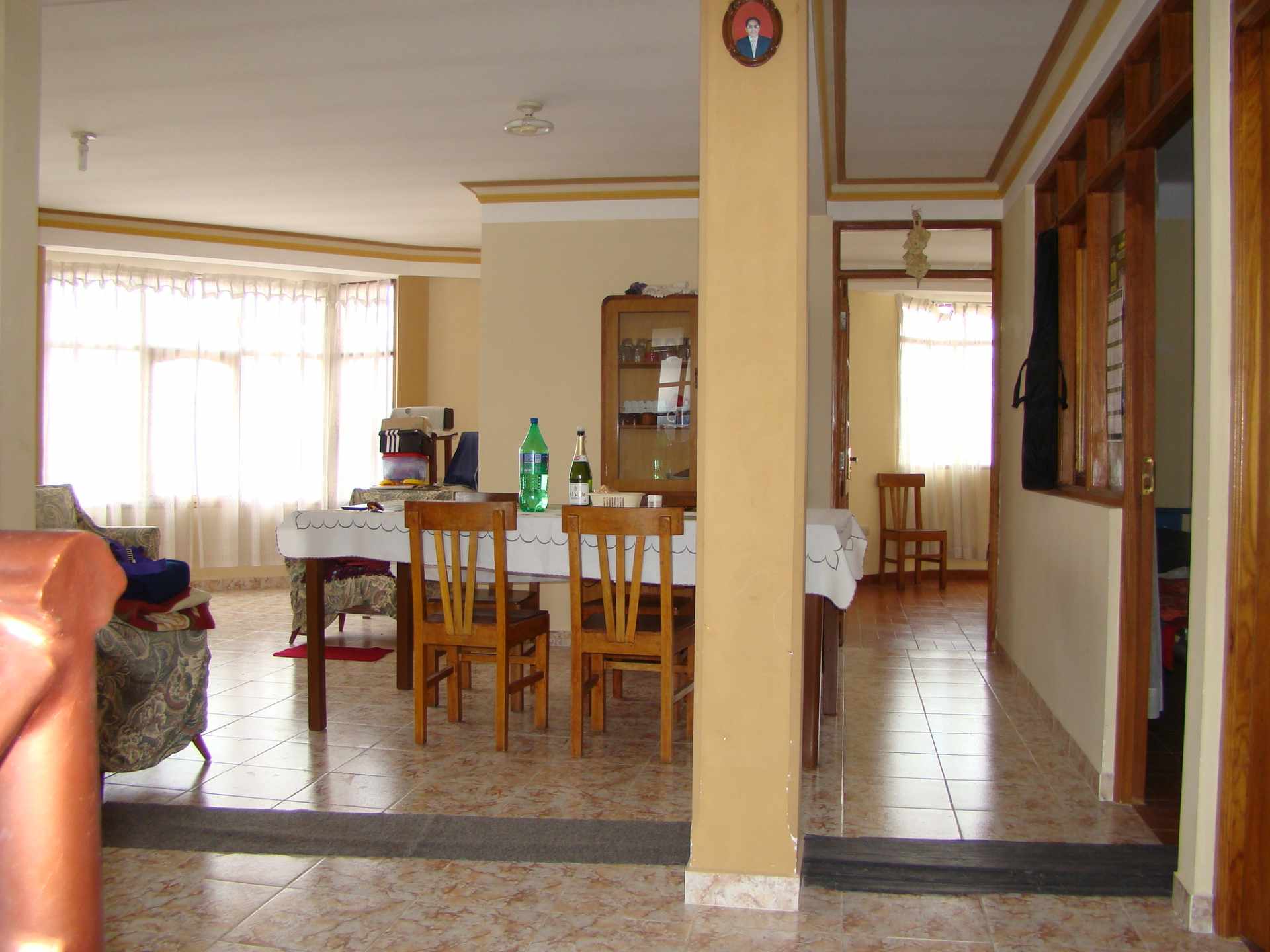 Casa en Sucre en Sucre 4 dormitorios 3 baños 1 parqueos Foto 2