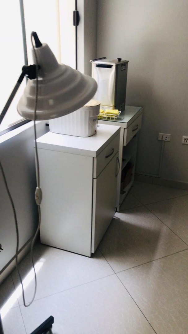 Edificio 3er anillo 3 pasos al frente Foto 5