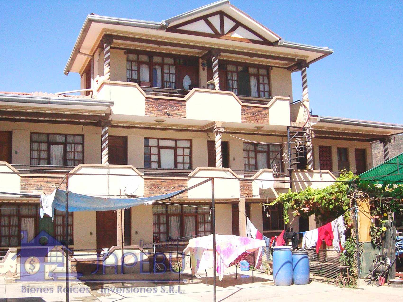Casa en Pacata en Cochabamba 5 dormitorios 3 baños 4 parqueos Foto 3