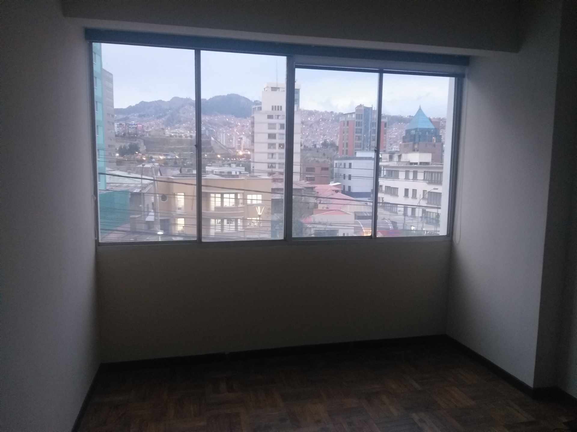 Departamento en Centro en La Paz 4 dormitorios 3 baños  Foto 7