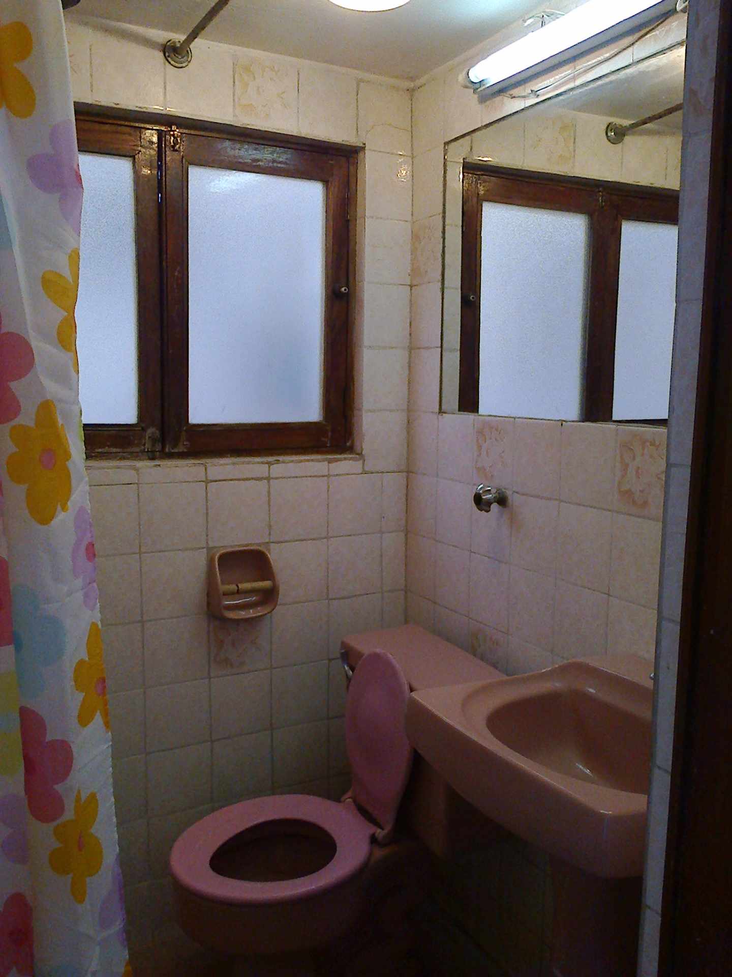 Casa en VentaAv. Vásquez a 1 cuadra y media de la Av. Perú (próximo a la Terminal de Buses y al teleférico rojo) 5 dormitorios 2 baños 1 parqueos Foto 18