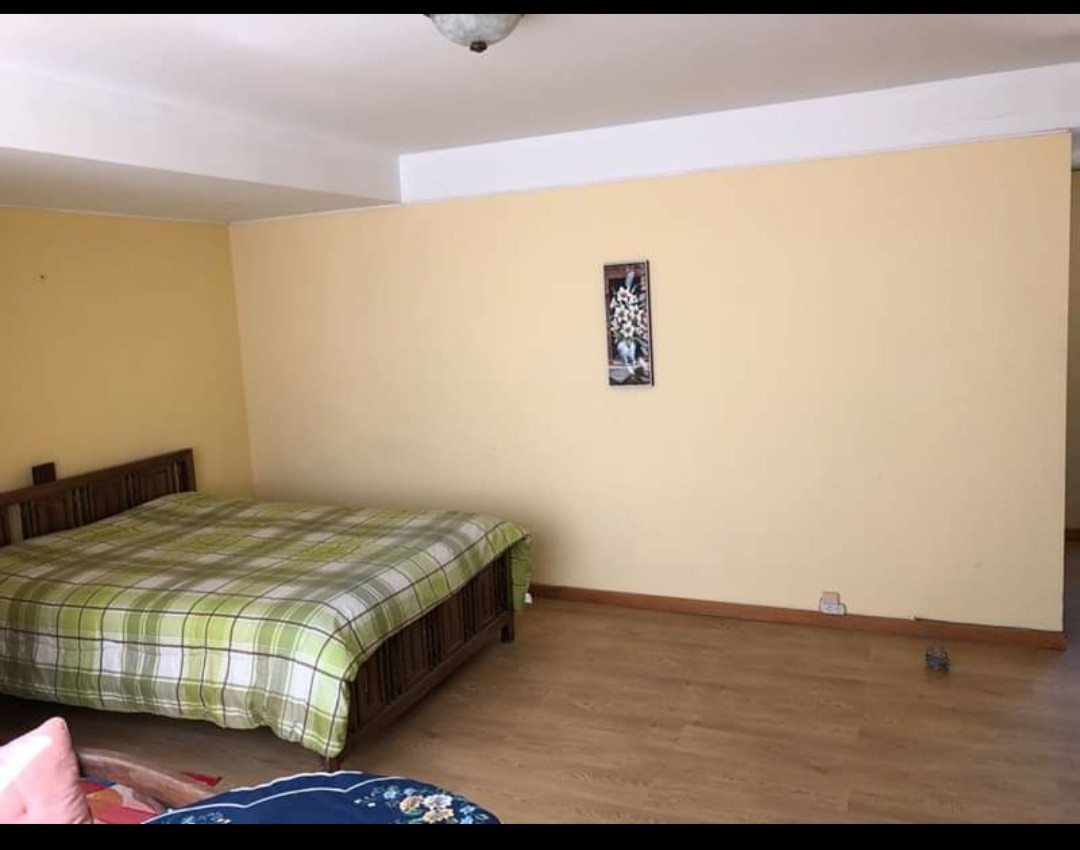 Casa en Achumani en La Paz 4 dormitorios 4 baños 6 parqueos Foto 4