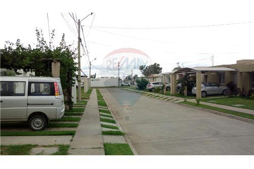 Casa en VentaAv. Canel Condominio Terrazas II  2 baños 1 parqueos Foto 6