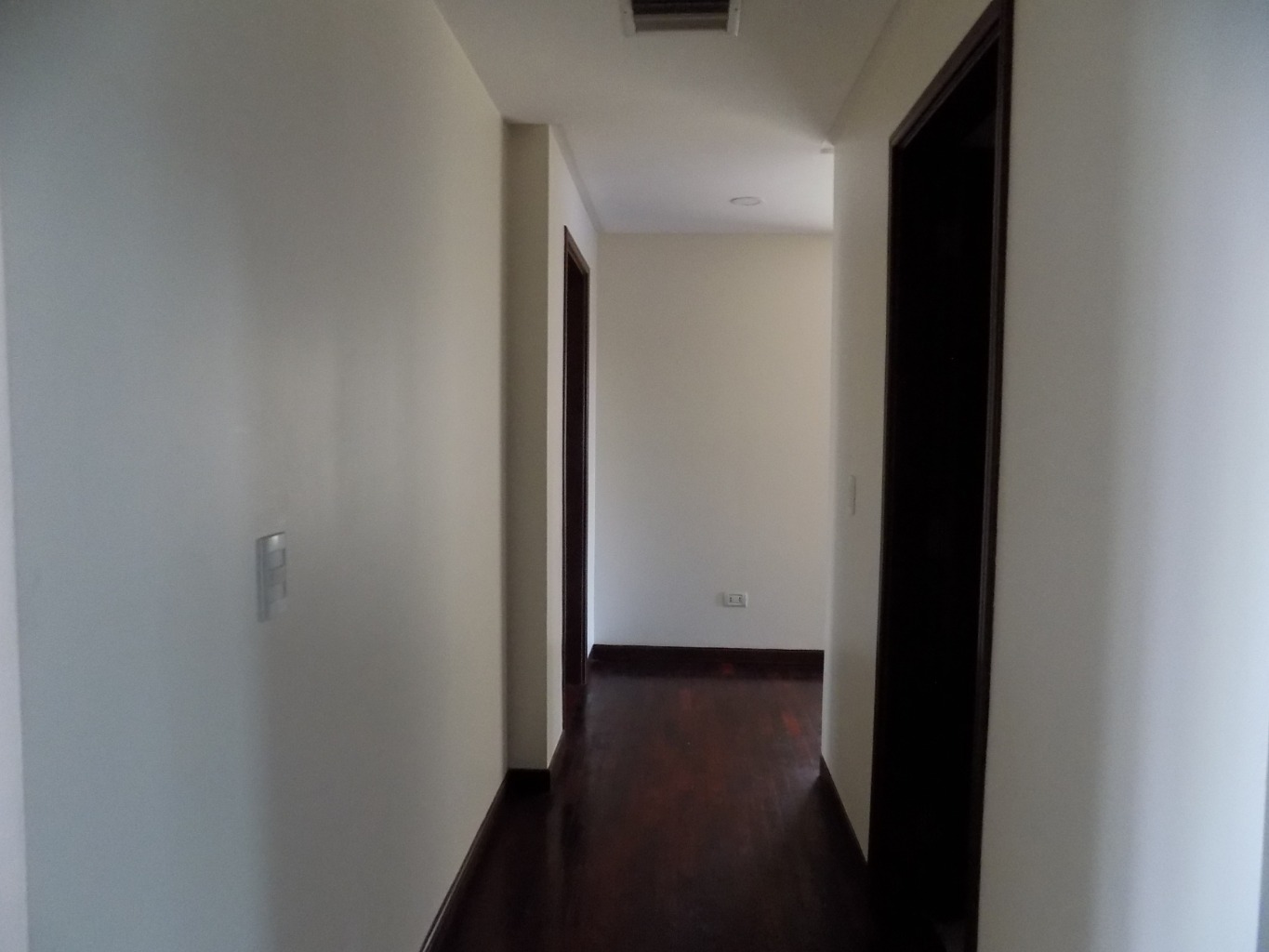 En Alquiler a $us 900 Foto 5