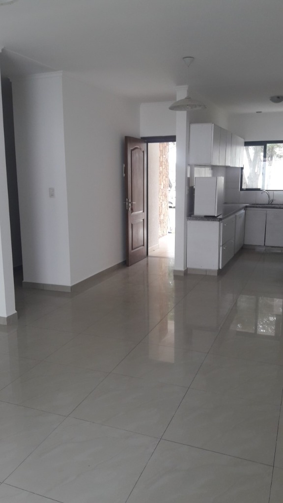 Casa en AlquilerZONA NORTE, CONDOMINIO LA PRADERA 3 dormitorios 2 baños 2 parqueos Foto 9