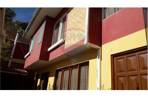 Casa en Cota Cota en La Paz 7 dormitorios 2 baños 2 parqueos Foto 1