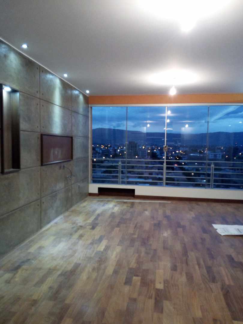 Departamento en Hipódromo en Cochabamba 3 dormitorios 3 baños 1 parqueos Foto 12