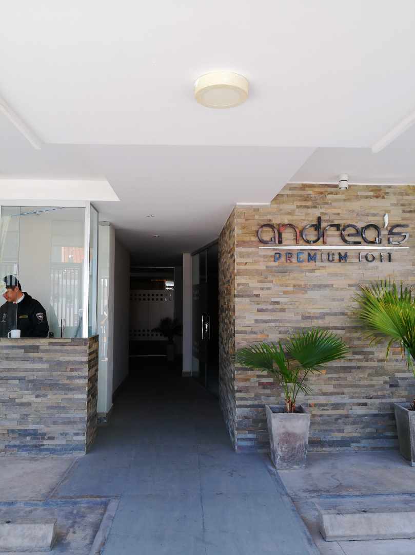Departamento en VentaBarrio Urbari, a dos cuadras del segundo anillo, Edificio Andreas Premium Loft Foto 9