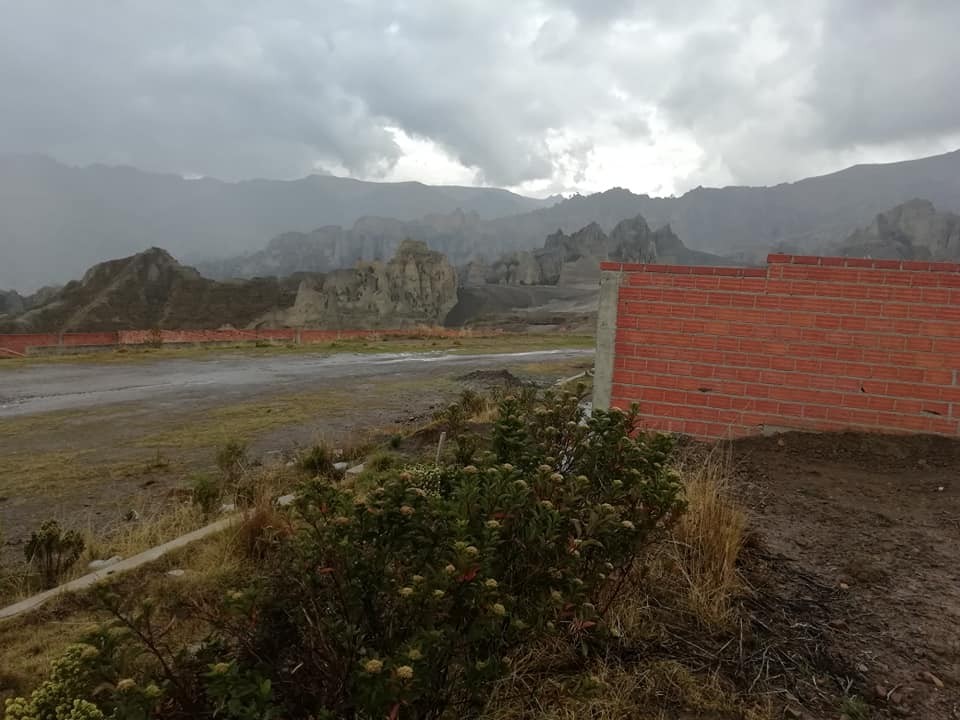 Terreno en Alto Irpavi en La Paz    Foto 3