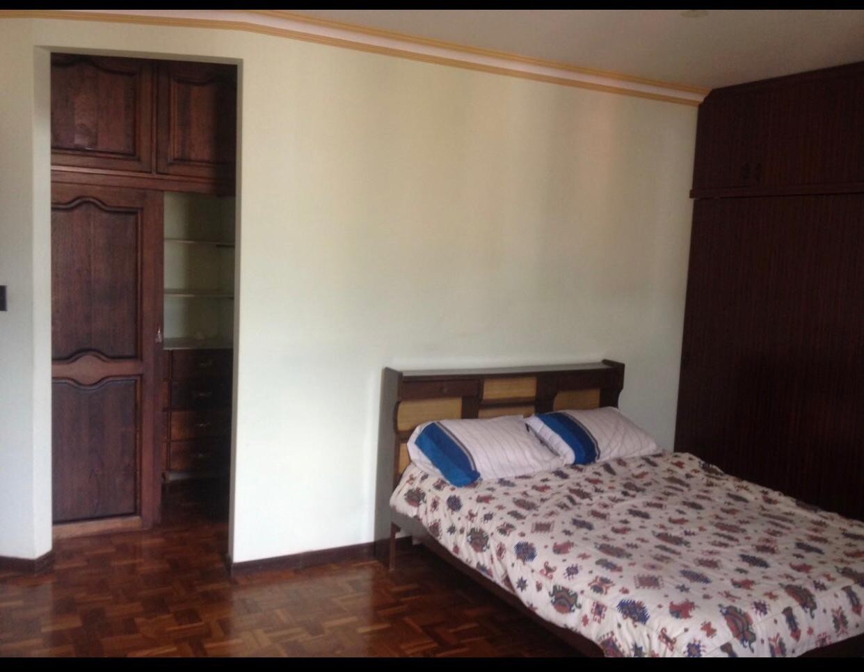 Departamento en Sarco en Cochabamba 4 dormitorios 4 baños 1 parqueos Foto 6